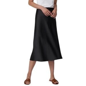 Universal Standard Slip Skirt Midi Satin Silky Black Side Zip 10
